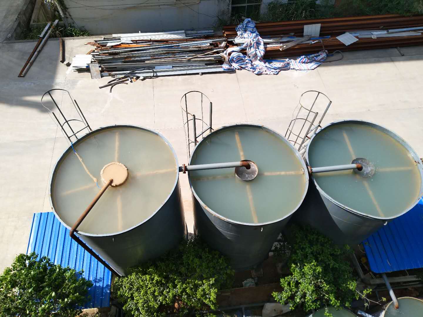 反流沉淀罐-三級沉淀-水樣-現場圖片 反流沉淀罐-三級沉淀-水樣-現場圖片